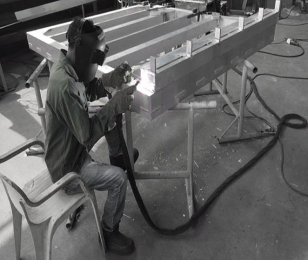 Loading Platform - Logam